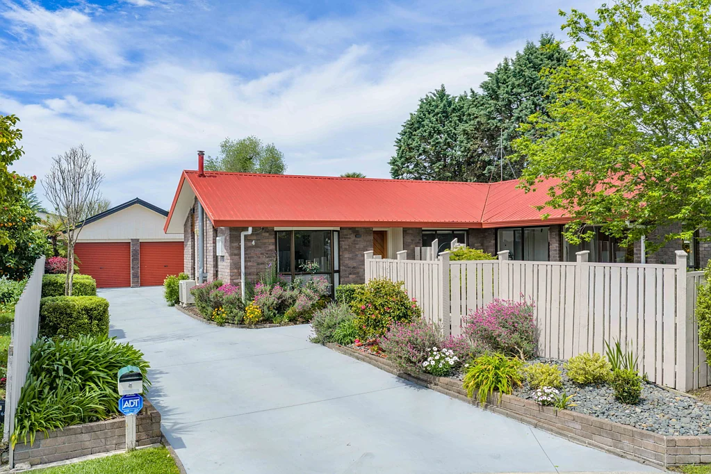4 Sharpley Place, Chartwell, Hamilton, Waikato