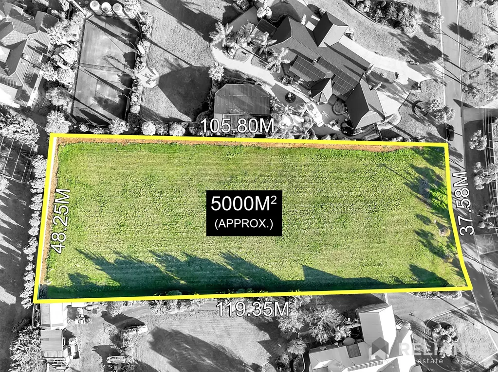Hoppers Crossing 5000 sqm (1.25 acre) Rare Allotment in the most prestigious Wyndham location calling for a Dream home to be built on!!