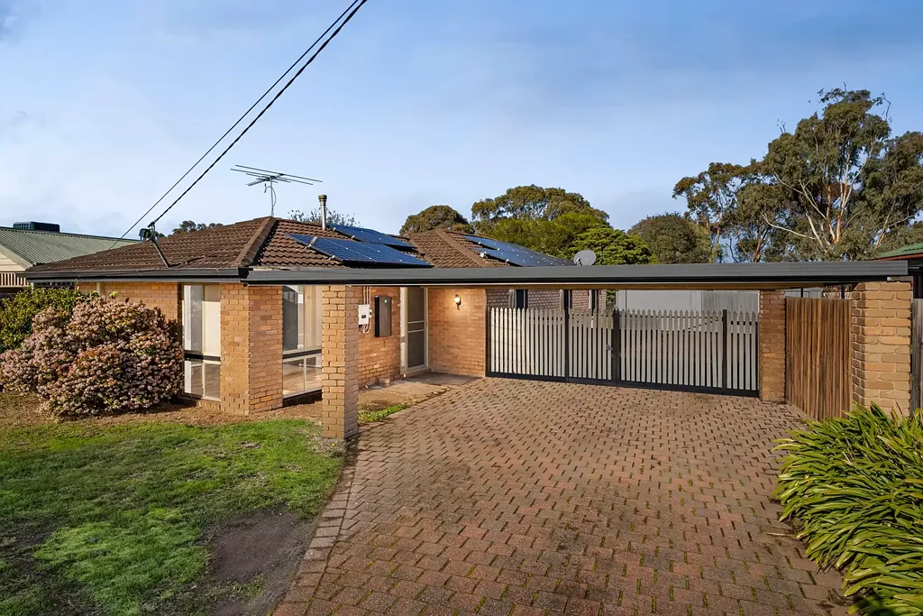 81 Charter Road West, Sunbury, VIC 3429
