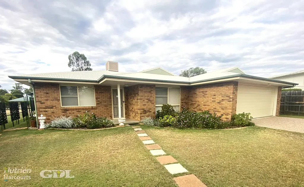 75 Eleanor Street, Miles, QLD 4415