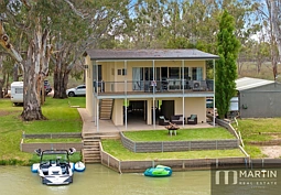 42 Old Murbko Road, Beaumonts