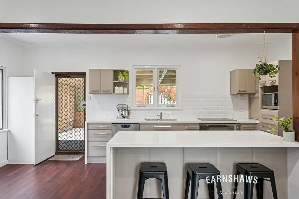 3 Marloo Road, Greenmount, WA 6056