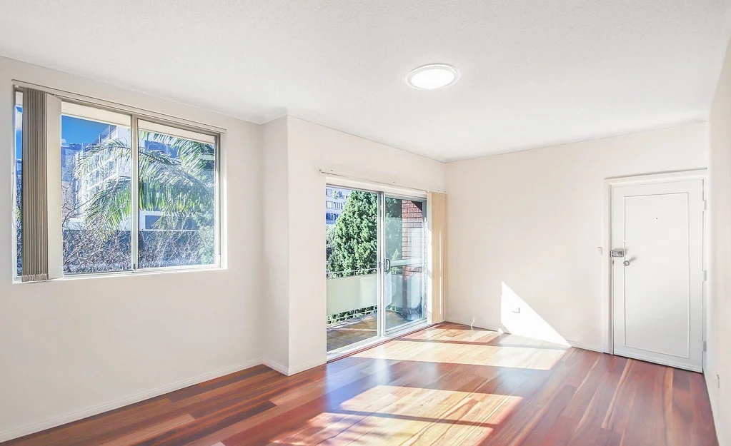 Gladesville 2ਬੈੱਡਰੂਮ Light-Filled Top Floor Apartment in a Prime Gladesville Location