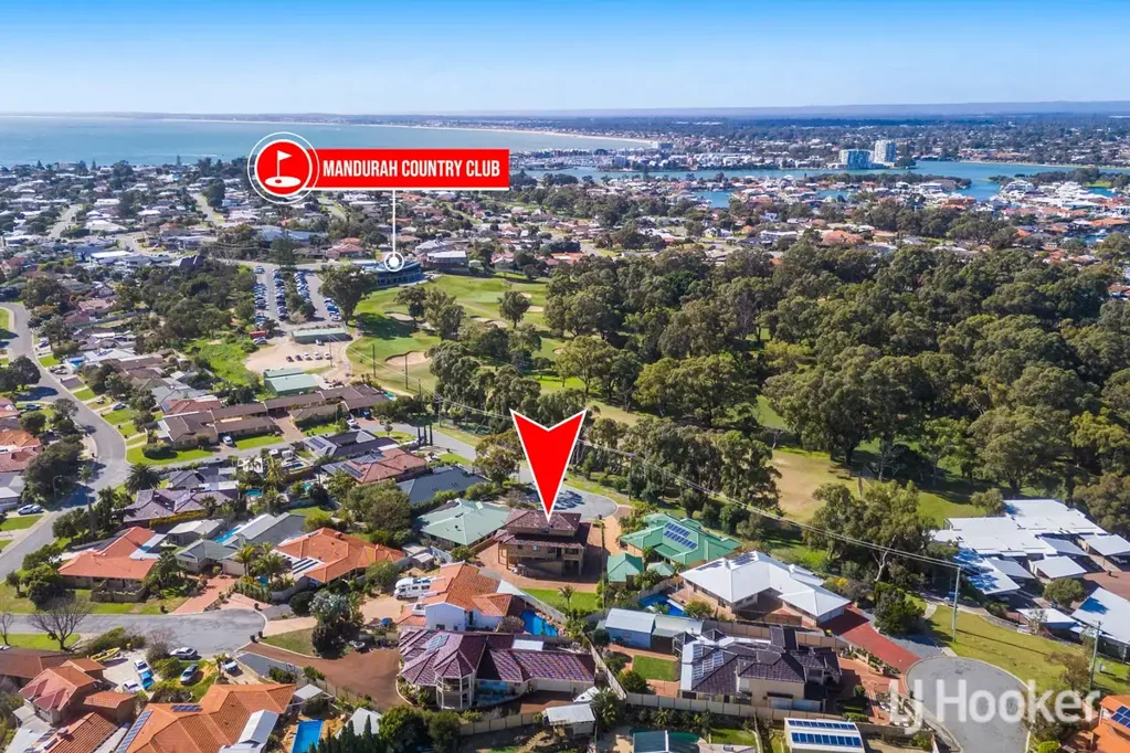 Halls Head 6ਬੈੱਡਰੂਮ Renovators Delight Opposite Golf Course