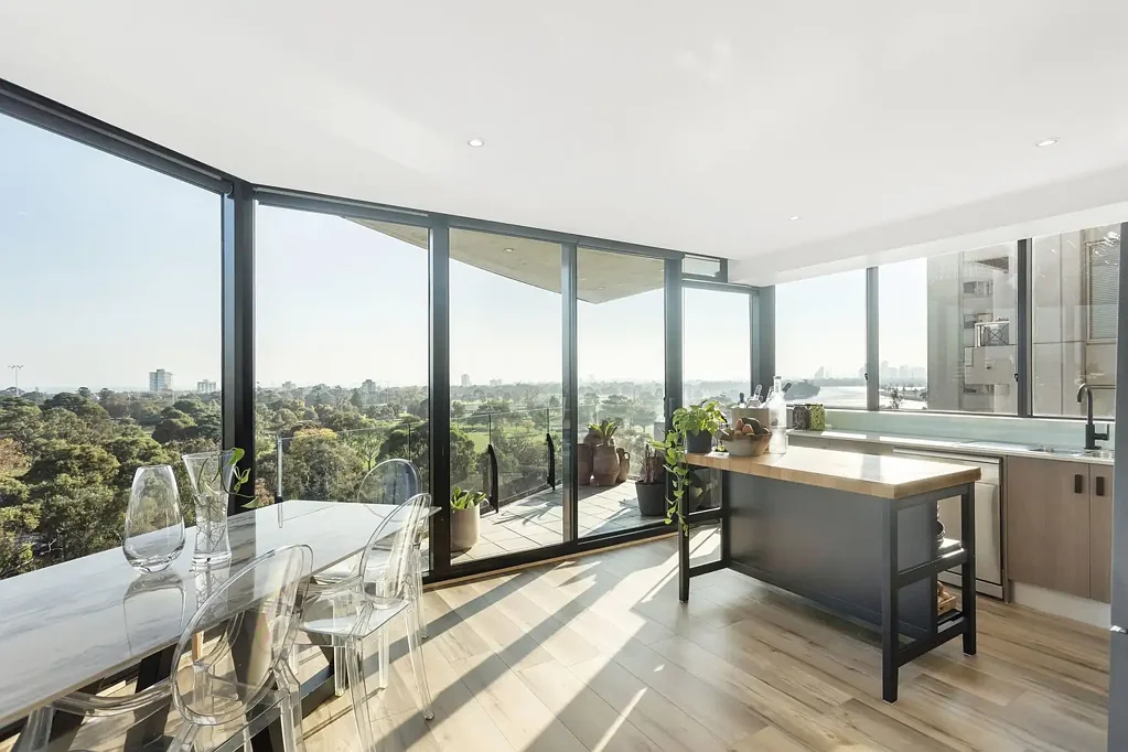 Unbeatable views to Albert Park Lake and beyond
