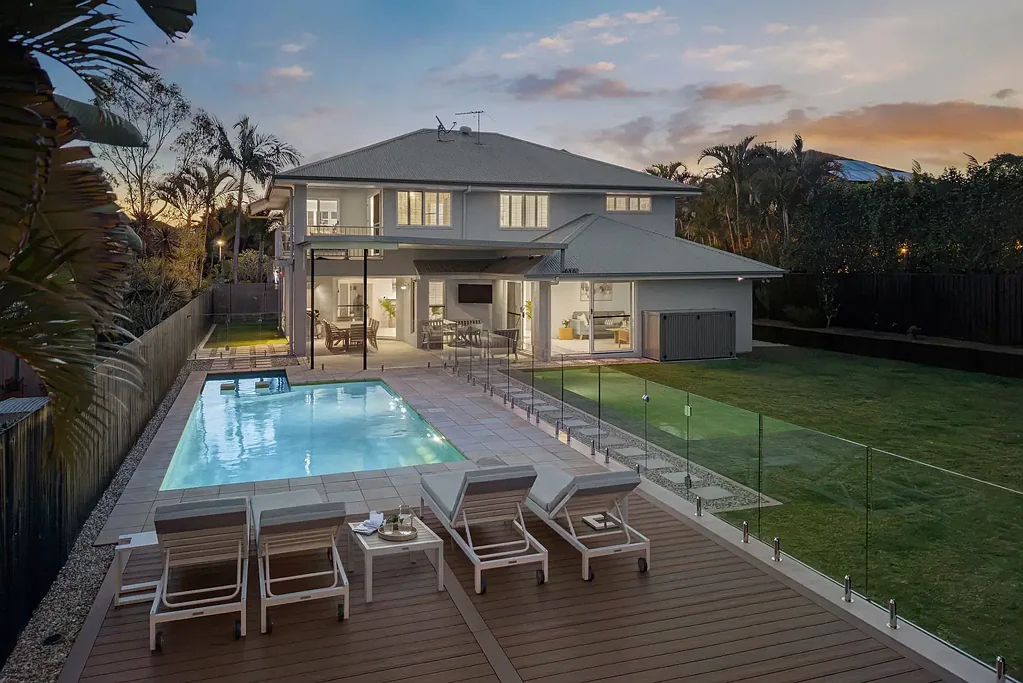 North Lakes 5房 Fairway Chase 宏伟家庭住宅，尽享度假村式生活！ Grand Family Living with Resort-Style Appeal in Fairway Chase!