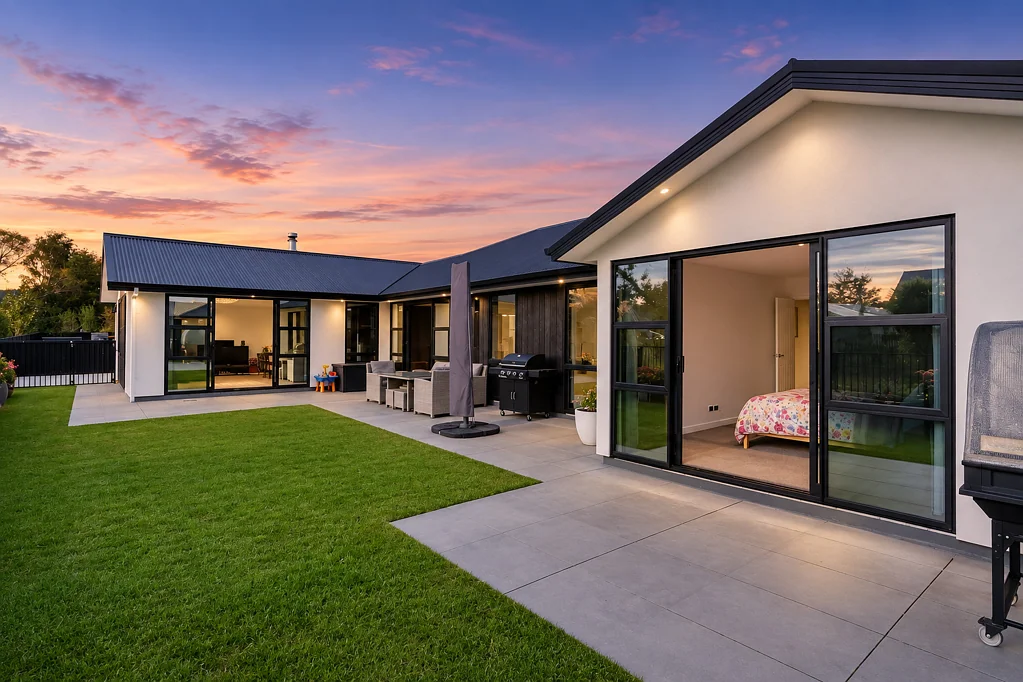 Mosgiel 4 Slaapkamer Exceptional family living, enviable position.