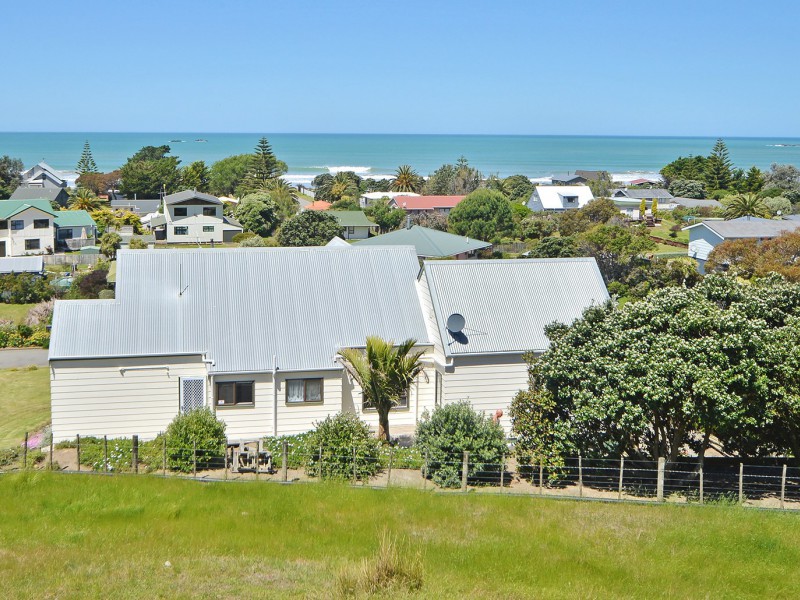 11 Palm Parade, Riversdale Beach, Masterton, 4部屋, 0バスルーム