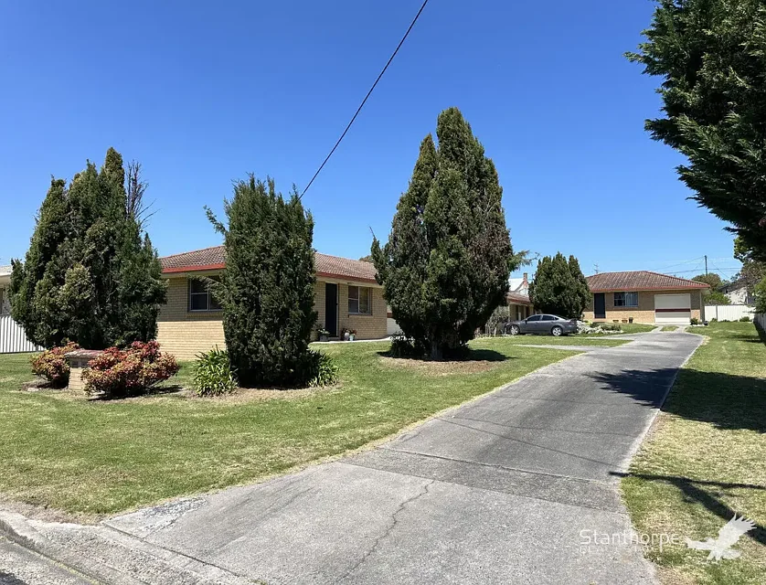 3 Leslie Parade, Stanthorpe, QLD 4380, 8房, 4浴, Unit