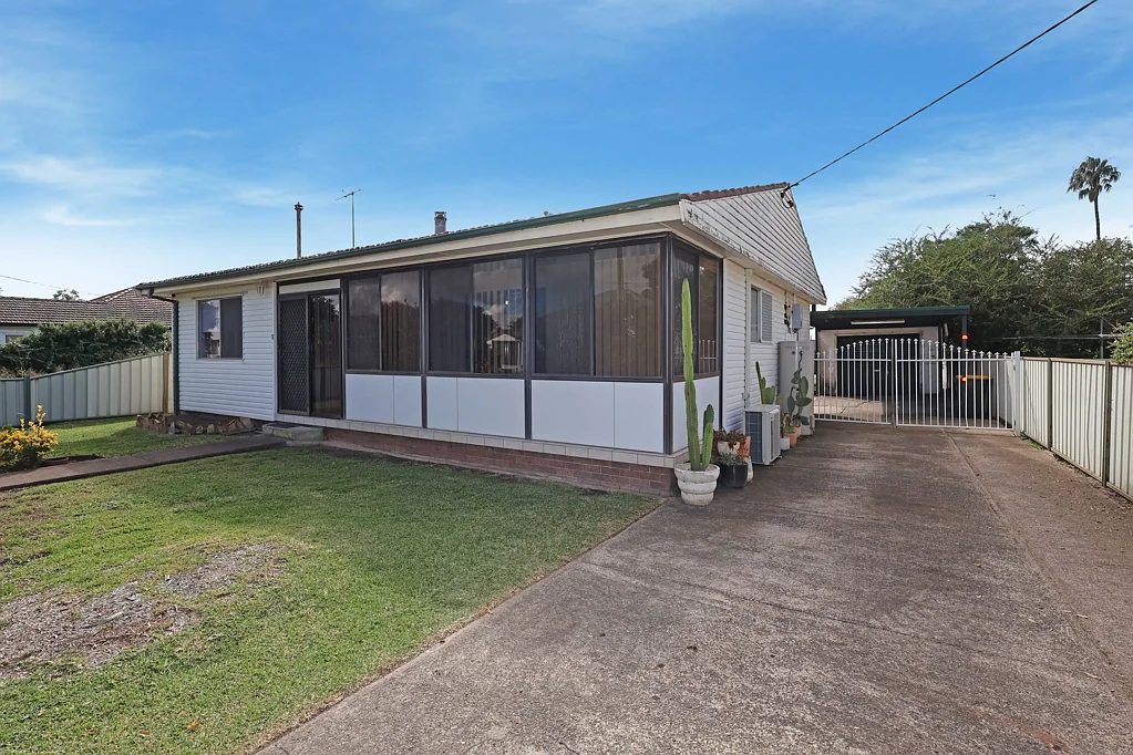 Muswellbrook 3कमरा Immaculate, Affordable 3-bed Home with Potential