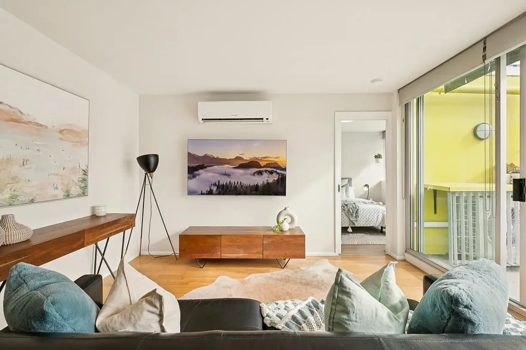 Fortitude Valley 2 Bedroom City Views, Two Balconies, Prime Location