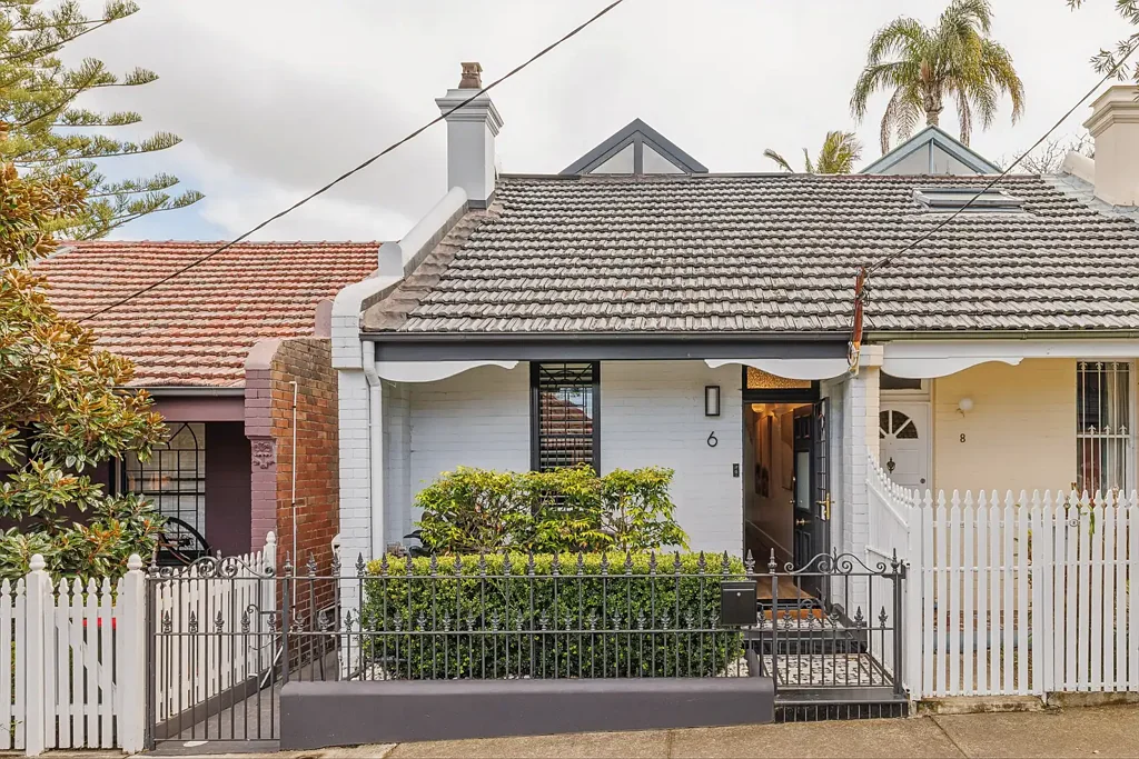 Lilyfield 3Moenga Character house with contemporary extensions