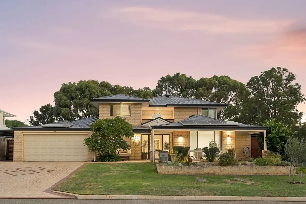 10 Wessex Street, Carine, WA 6020