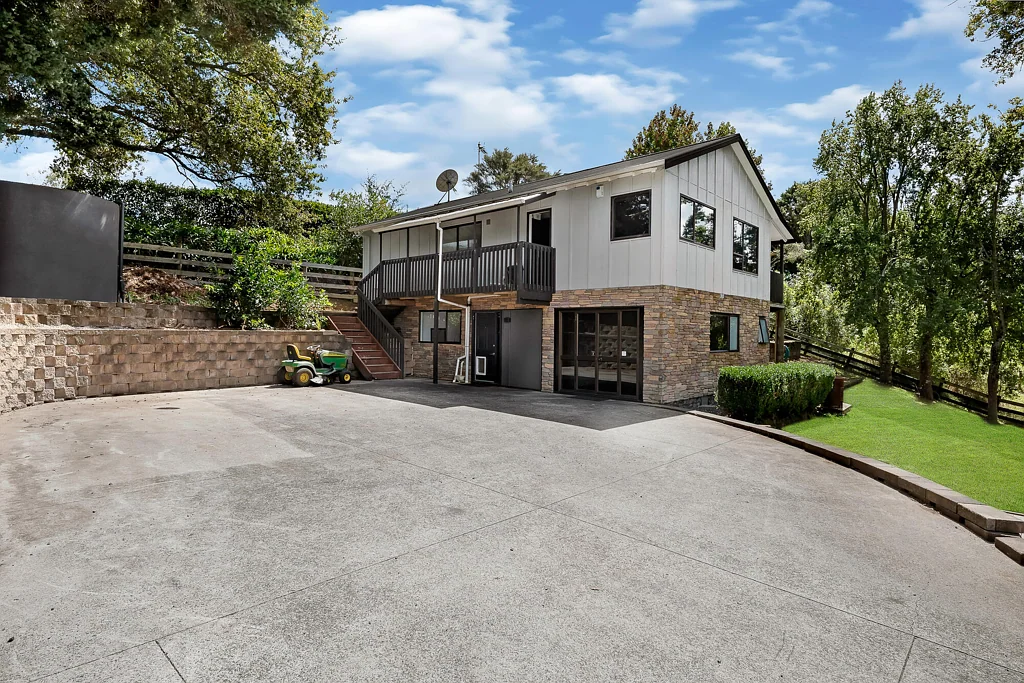 Pukekohe East 3침실 Rural 1/4 Acre