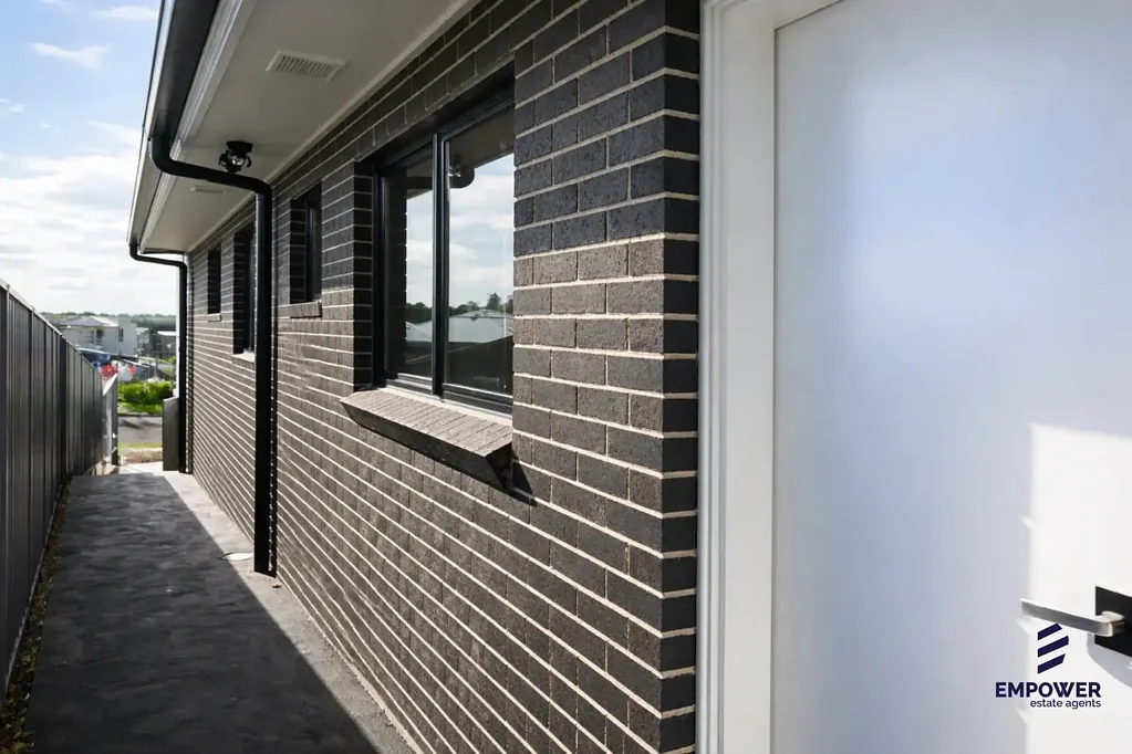 Granny Flat for Rent – Brand New, Modern, Private & Fully Self-Contained