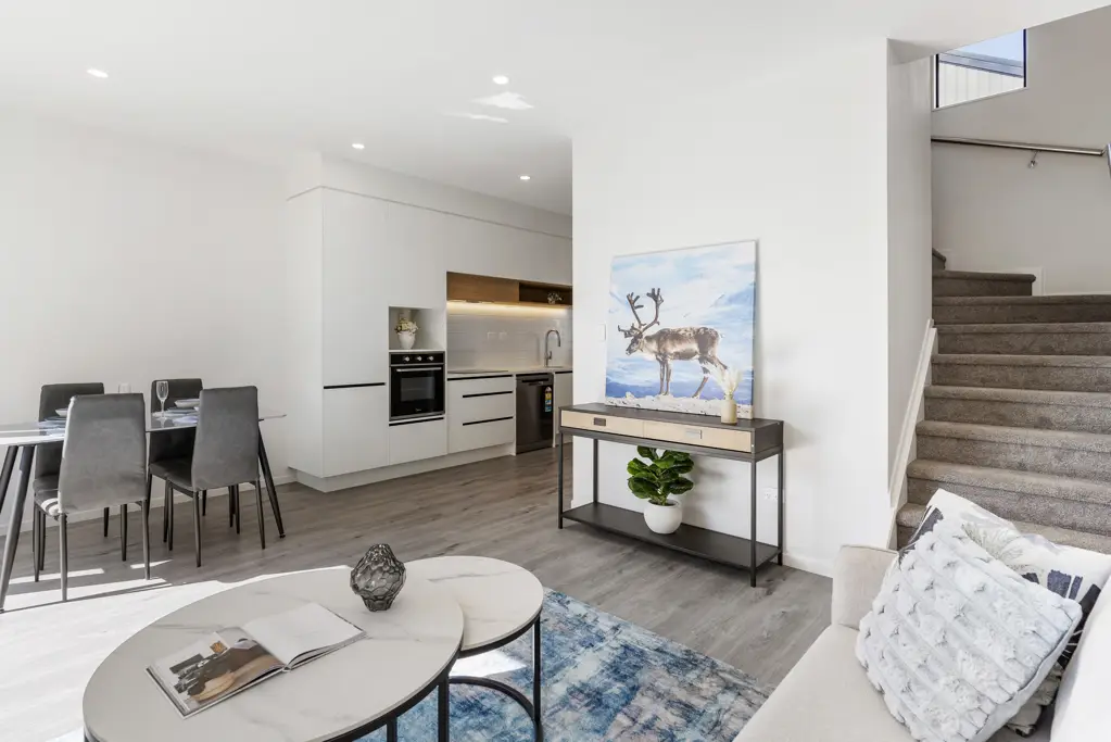 Onehunga 3房  Prime location, don't miss it - only few left.
