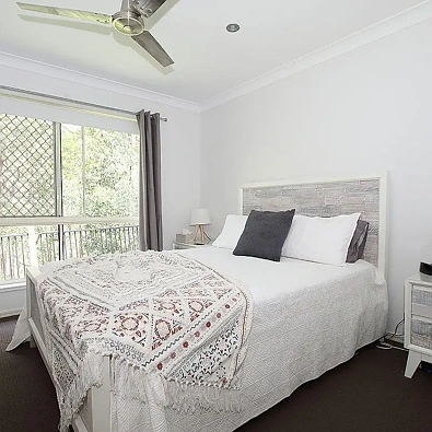बेडरूम - 41 Burns Circuit, Augustine Heights, QLD 4300