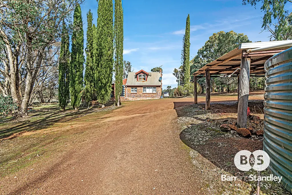 Palmer Escape the Ordinary – A One-of-a-Kind Lifestyle Property!