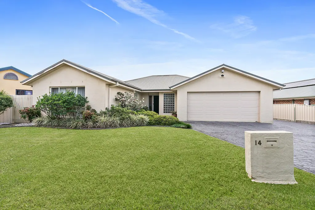 14 Sheraton Circuit, Bomaderry, NSW 2541