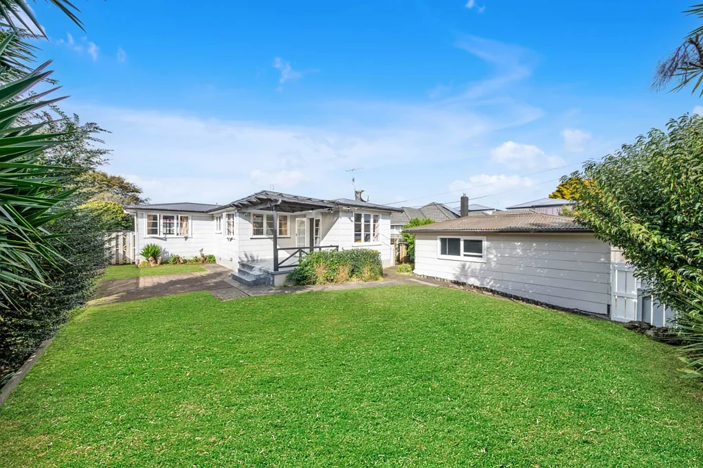 Manurewa 3ห้องนอน Don't Miss This One – Move-In Ready Family Home