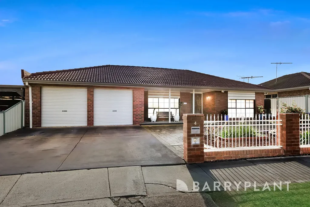 Delahey 4Zimmer Solid & Spacious Family Home Packed with Extra Features