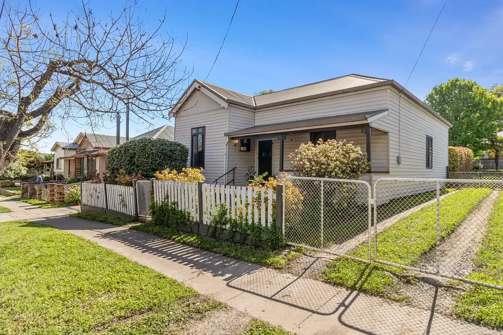 62 Marsh Street, Armidale, NSW 2350