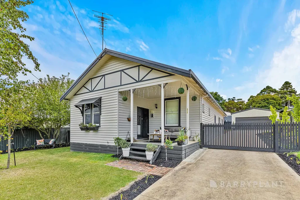 Brown Hill 3房  The Complete Package: Quality Home, Excellent Shedding & Space