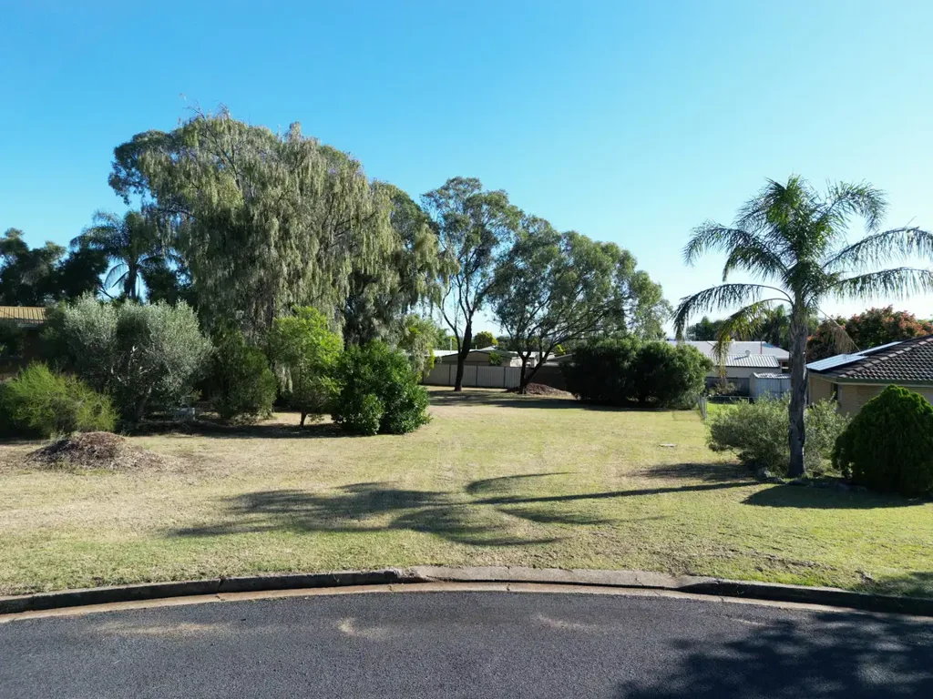 7 Robb Street, Oakey, QLD 4401