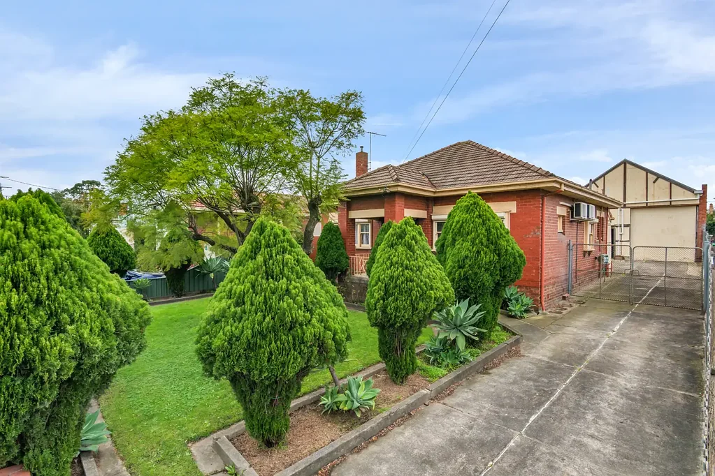 Preston 3બેડરૂમ Expressions of Interest closing Tuesday 18th August at 5:00pm
