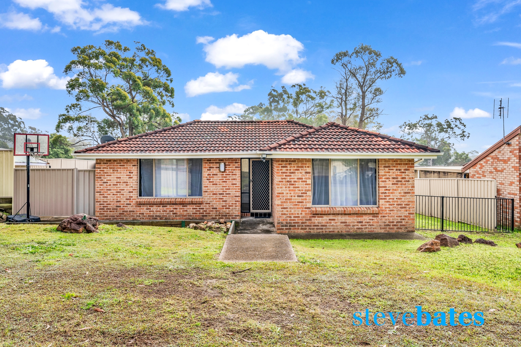 8 KINDLEBARK DR, MEDOWIE NSW 2318, 0房, 0浴, House