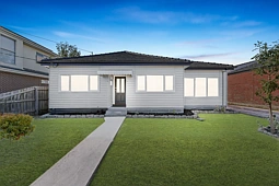 3 Maltarra Street, Clayton South