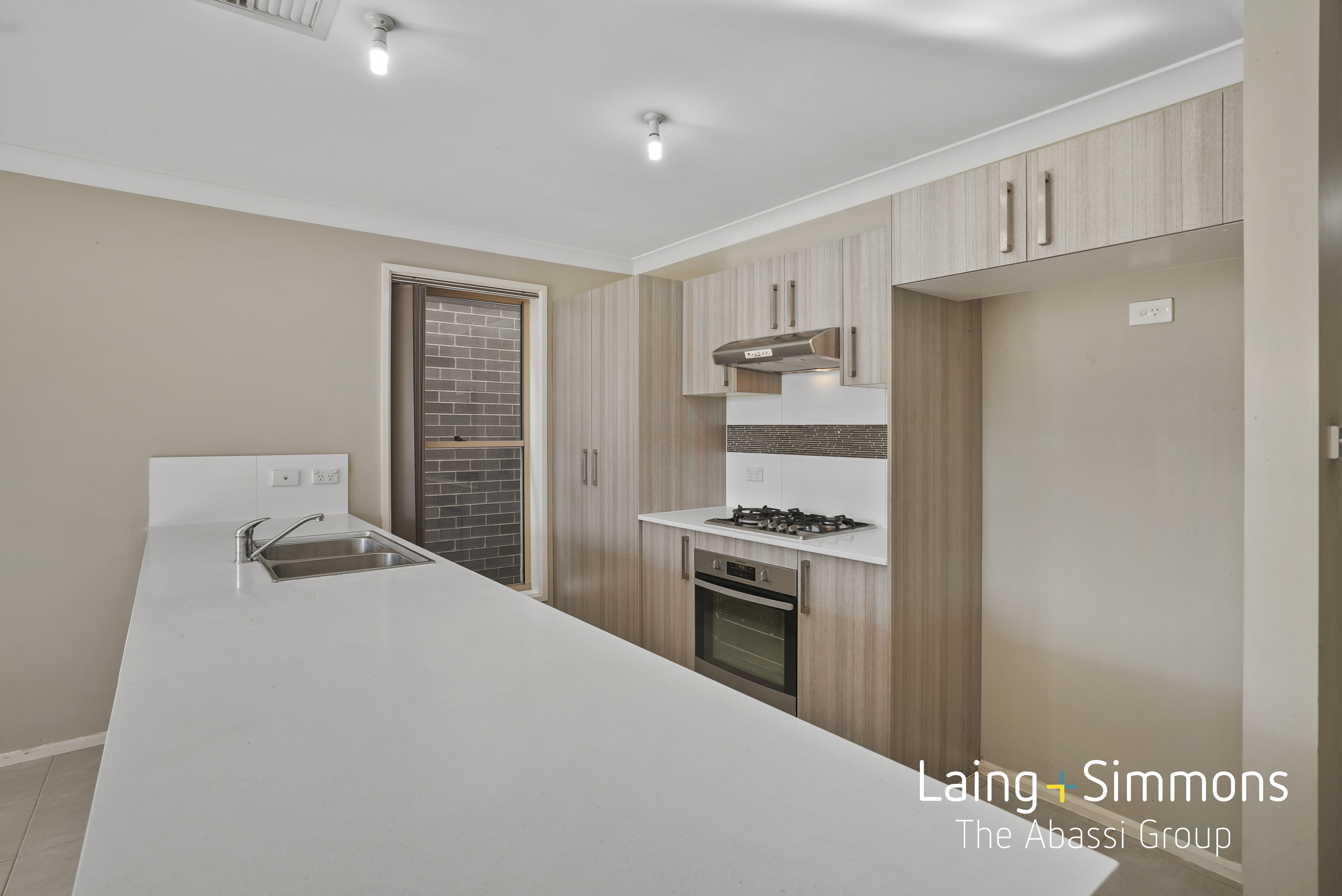 6 HUNTINGTON ST, ROPES CROSSING NSW 2760, 0 chambres, 0 salles de bain, House