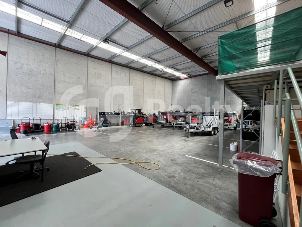 Manukau Prime Warehouse For Lease, Manukau City, 411sqm