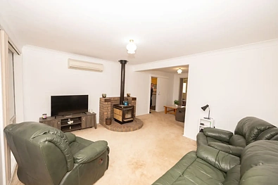 149 Stephens Street, Binalong, NSW 2584, 4 Bedrooms, 1 Bathrooms, Lifestyle Section