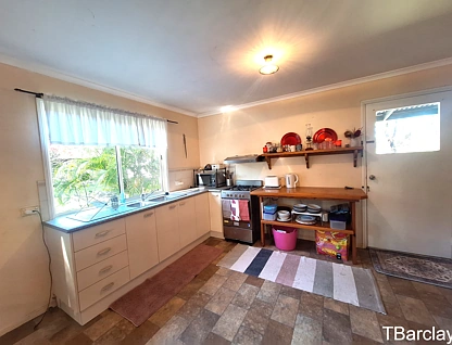 18 Noon-Muckle St, Macleay Island, QLD 4184, 2 slaapkamers, 1 badkamers, House