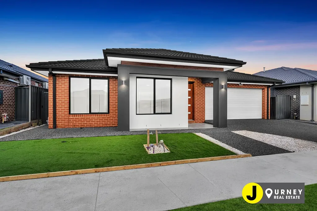 Brand-New Four-Bedroom Family Home in Prime Clyde Location
