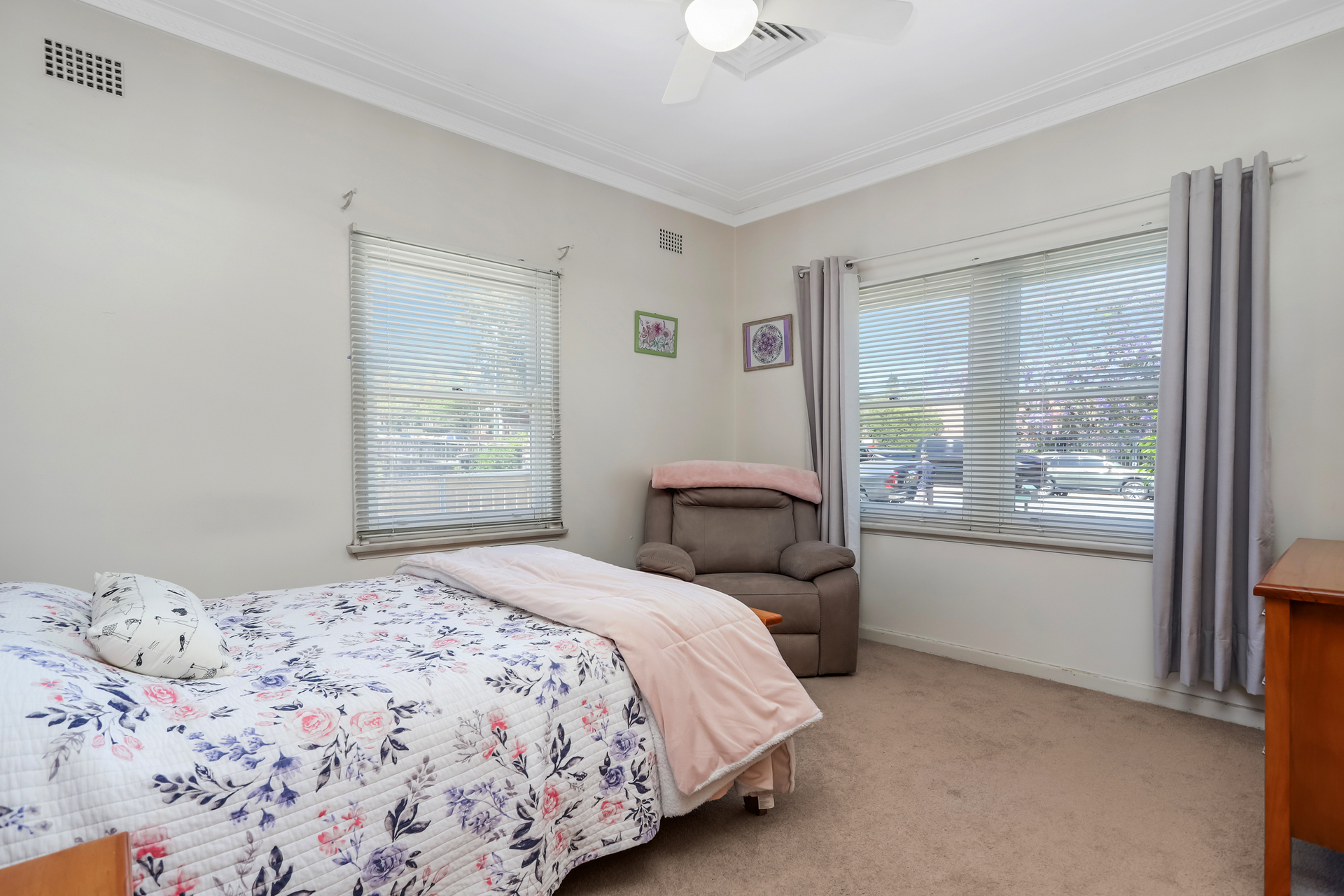 13 GILBA RD, PENDLE HILL NSW 2145, 0 chambres, 0 salles de bain, House