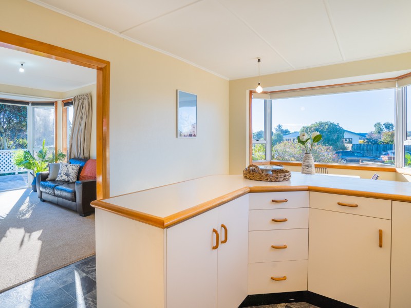 20 Rutherford Drive, Waikanae Beach, Kapiti Coast, 3 कमरे, 1 बाथरूम