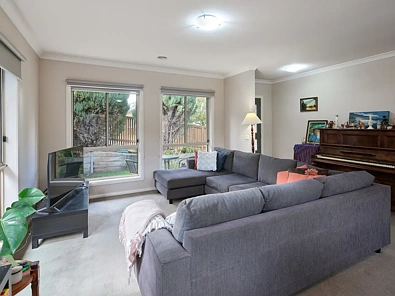 13 Rowan Walk, Drouin, VIC 3818, 2 slaapkamers, 1 badkamers, House