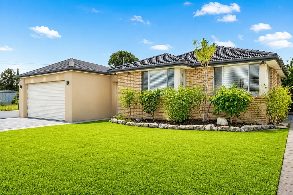Chipping Norton 3Zimmer 765sqm Cul-de-sac family home with Duplex Potential (STCA) / River outlook