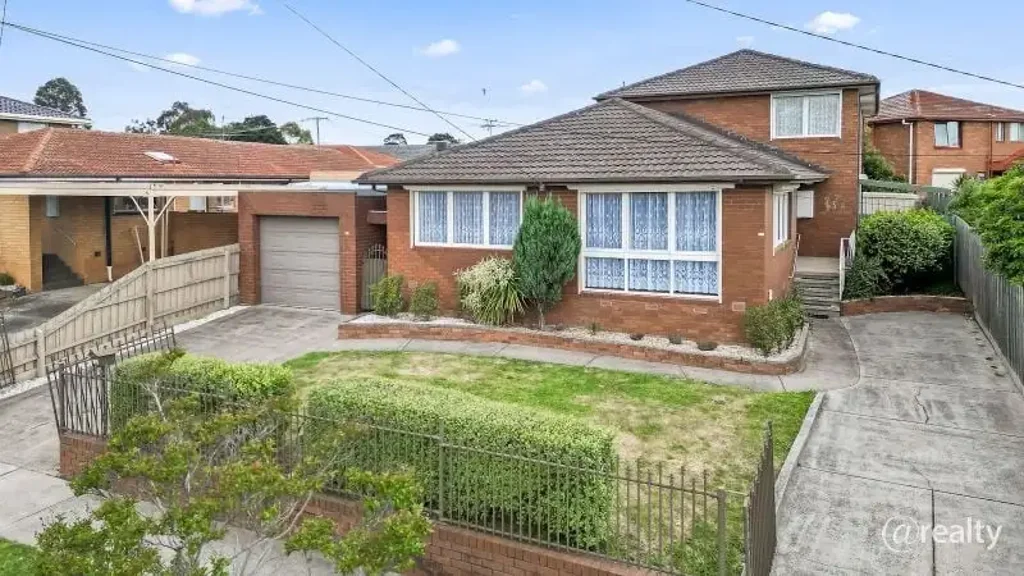 Dandenong North 6Zimmer Spacious Double-Storey Family Haven