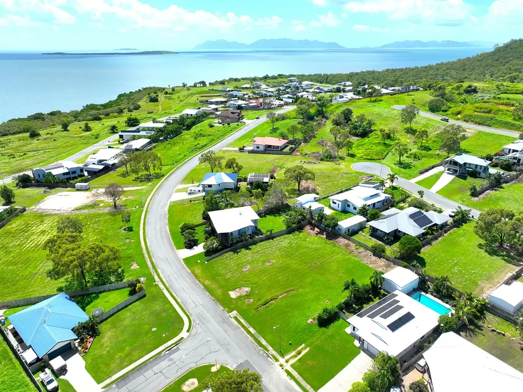 76 Ocean View Drive, Bowen, QLD 4805