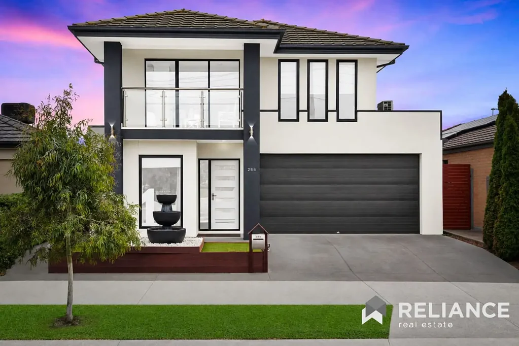Truganina 4 Bedroom Exceptional Family Living in the Heart of Truganina
Space, style and convenience come together beautifully at 288 Sayers Road, Truganina.