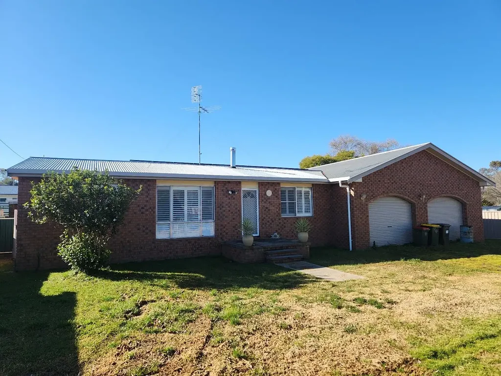 Walcha 3ਬੈੱਡਰੂਮ SOLID BRICK HOME