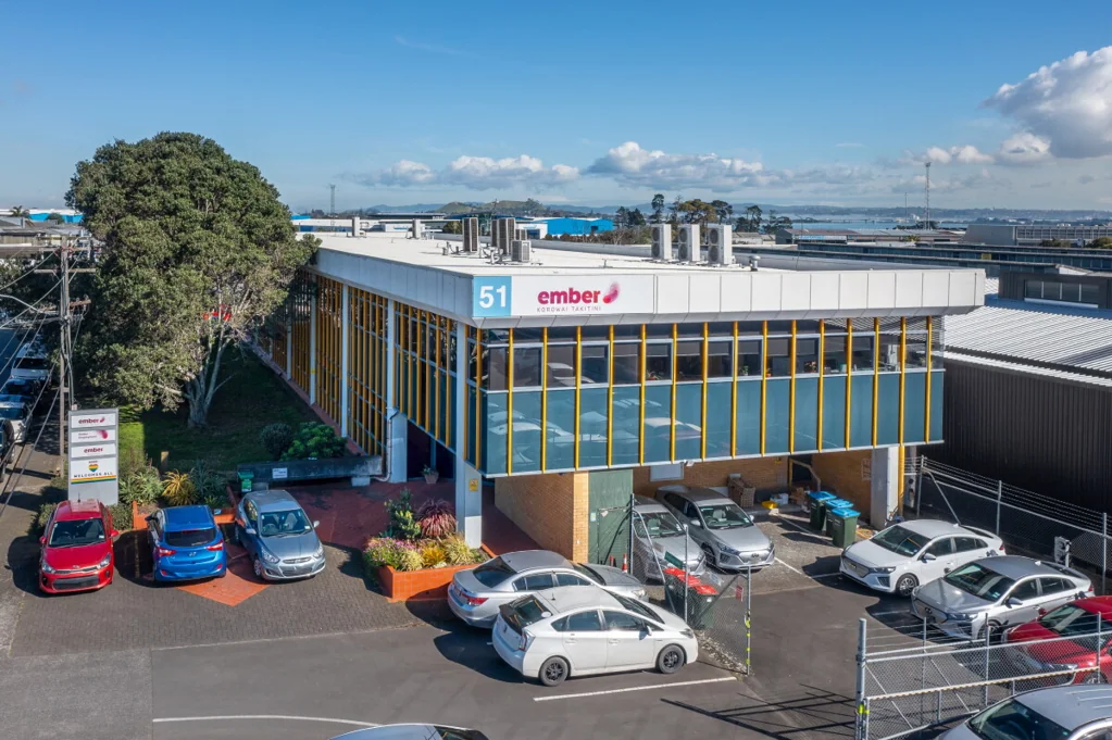 Otahuhu Rare Self Contained Commercial Facility