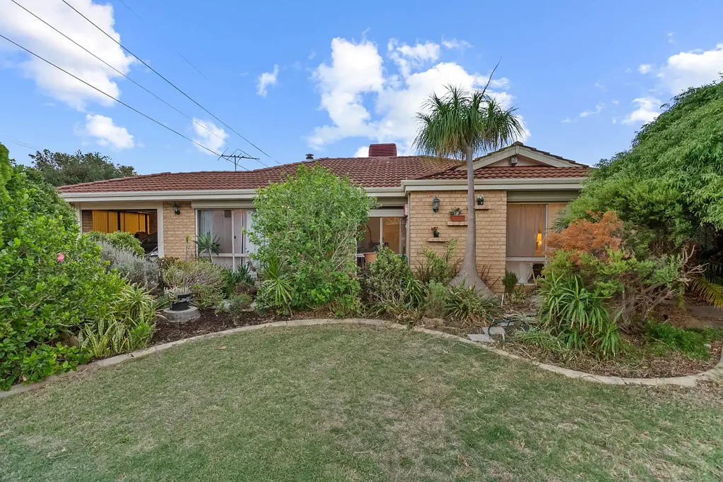 43 Seminole Gardens, Seville Grove, WA 6112