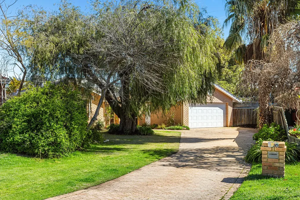 Mosman Park 4ਬੈੱਡਰੂਮ SPACIOUS, SINGLE LEVEL, FAMILY LIVING