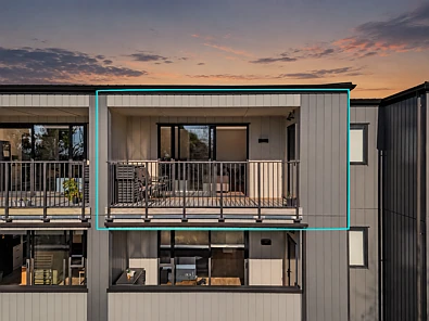 Panmure 1ਬੈੱਡਰੂਮ Near-New Top-Floor Living with River Views