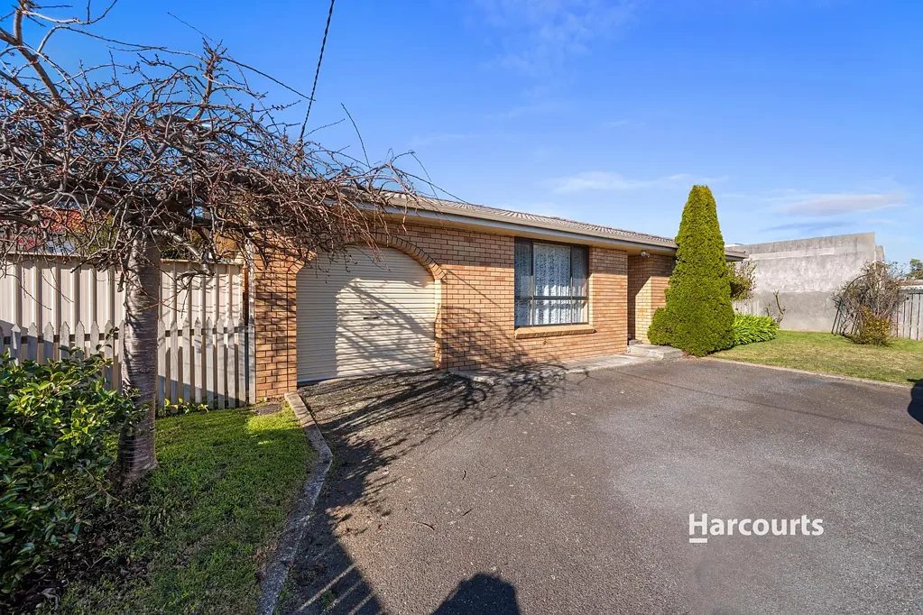 2/207 Best Street, Devonport, TAS 7310