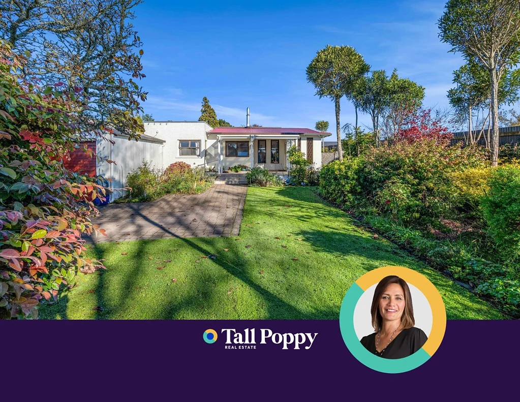 Stratford 3 Bedroom LUSH PROPERTY in a PRIVATE NOOK